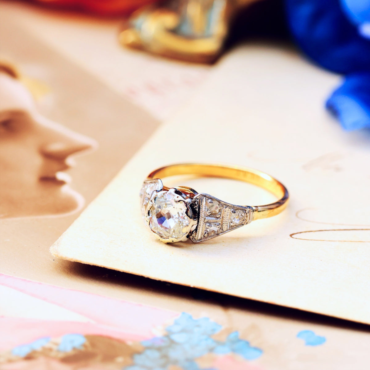 Vintage 18ct Gold & Platinum Diamond Solitaire Ring