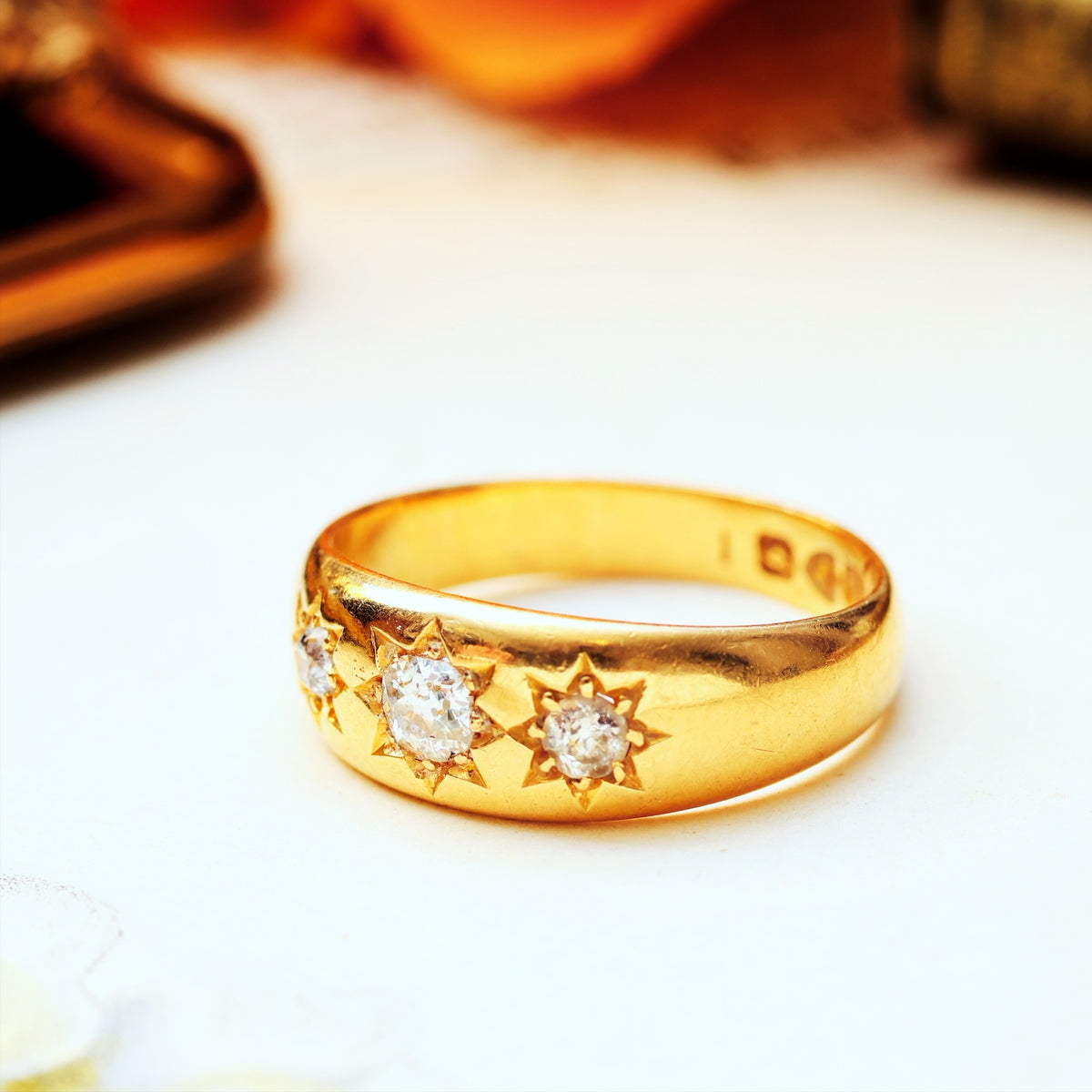 Lucky in Love! Date 1907 Starry Gypsy Set Diamond Band Ring