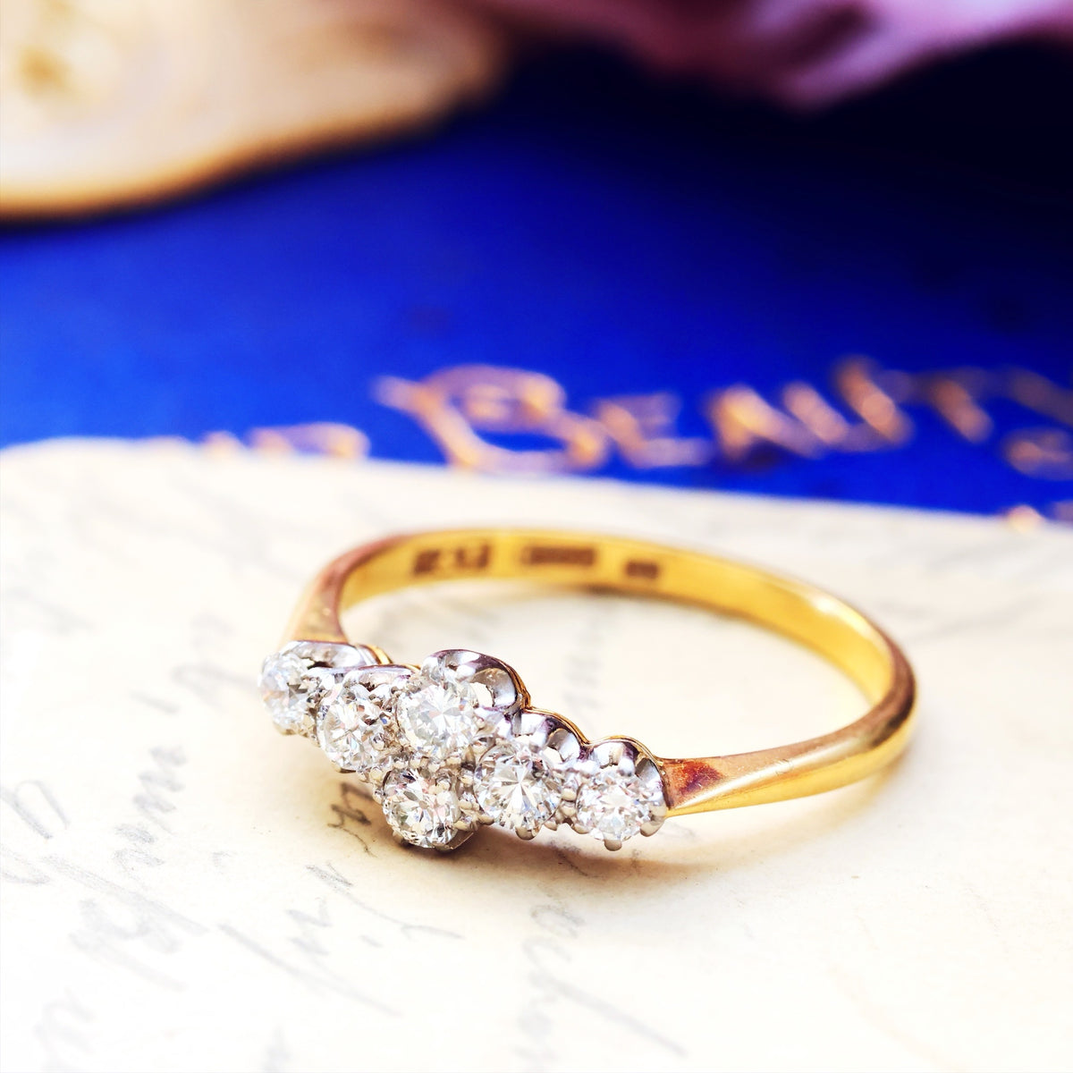 Very Twinkly!! Vintage Diamond Engagement Ring