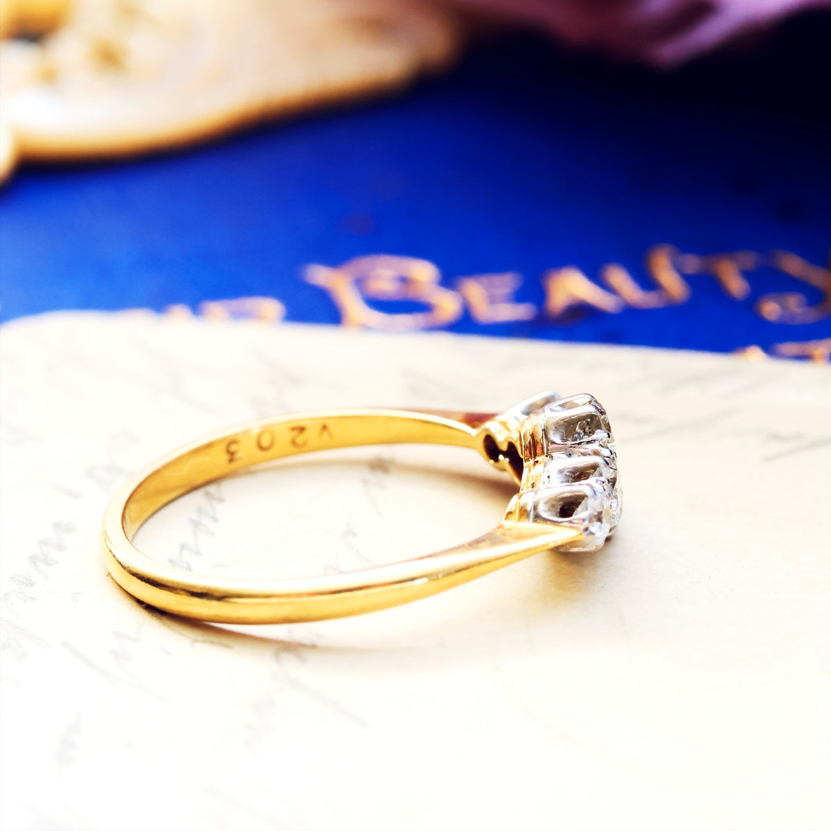 Very Twinkly!! Vintage Diamond Engagement Ring