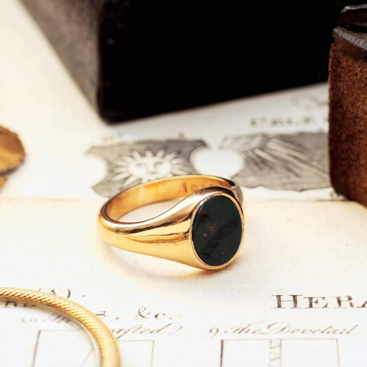 9ct Gold Bloodstone Signet Ring