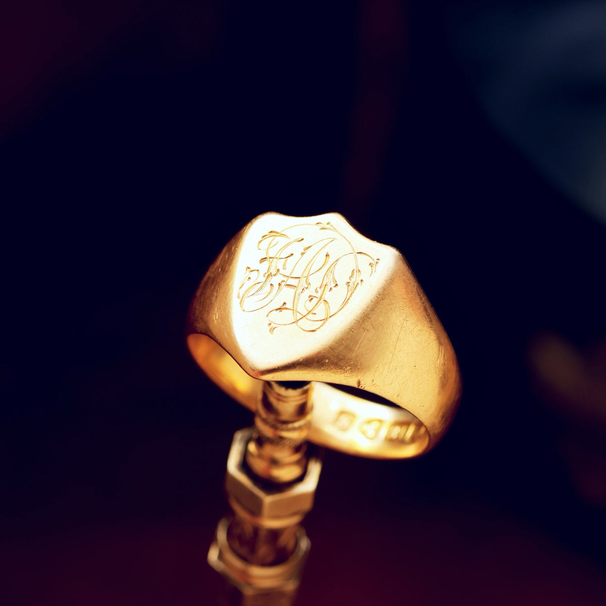 Antique Date 1907 Shield Signet Ring