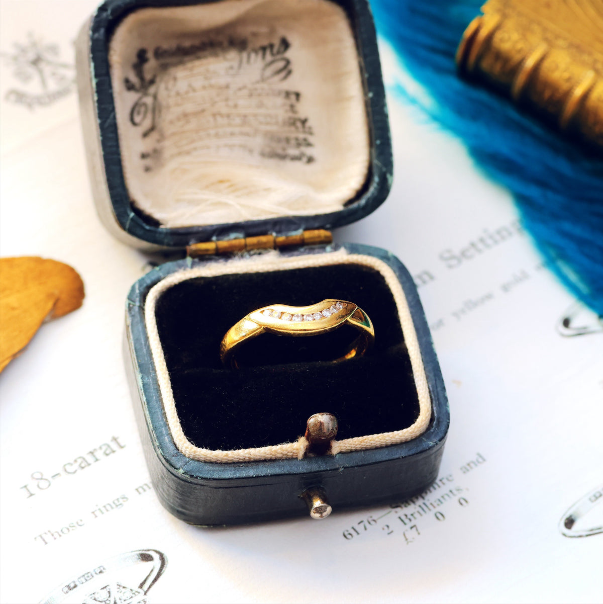 Curved 18ct Gold & Diamond Wedding Band