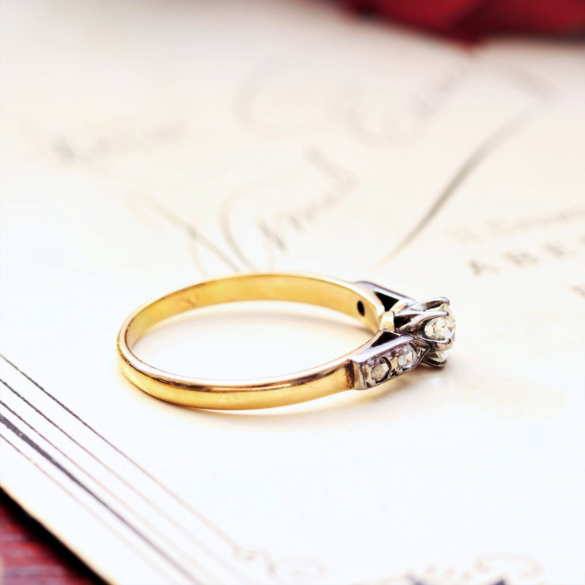 Sparkly!! Vintage Diamond Solitaire Engagement Ring