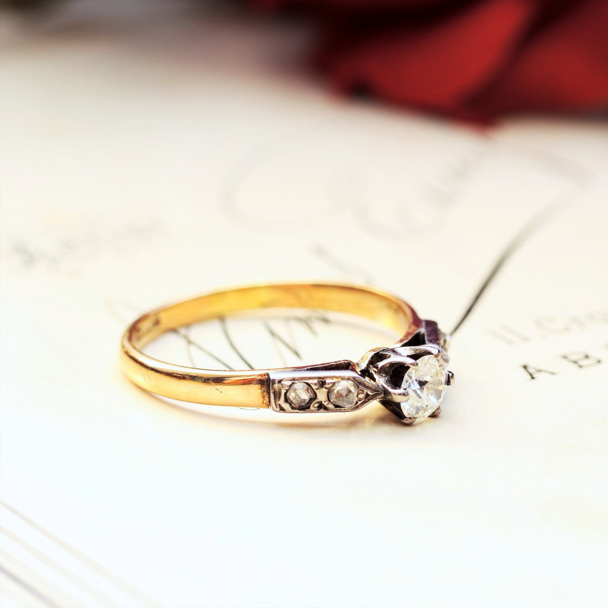 Sparkly!! Vintage Diamond Solitaire Engagement Ring