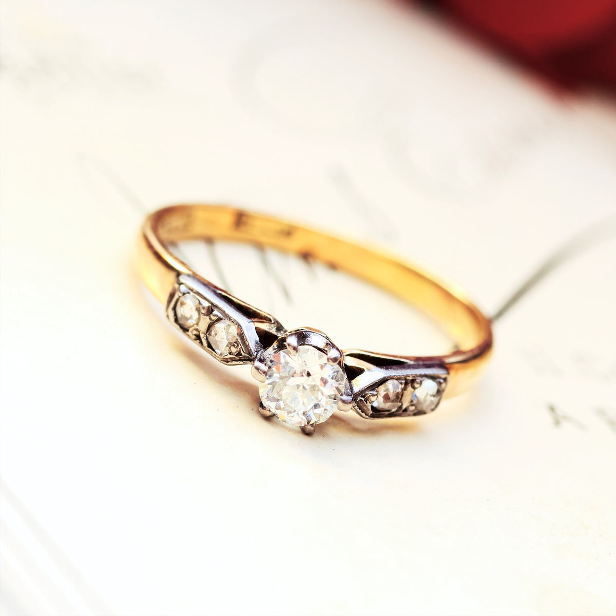 Sparkly!! Vintage Diamond Solitaire Engagement Ring