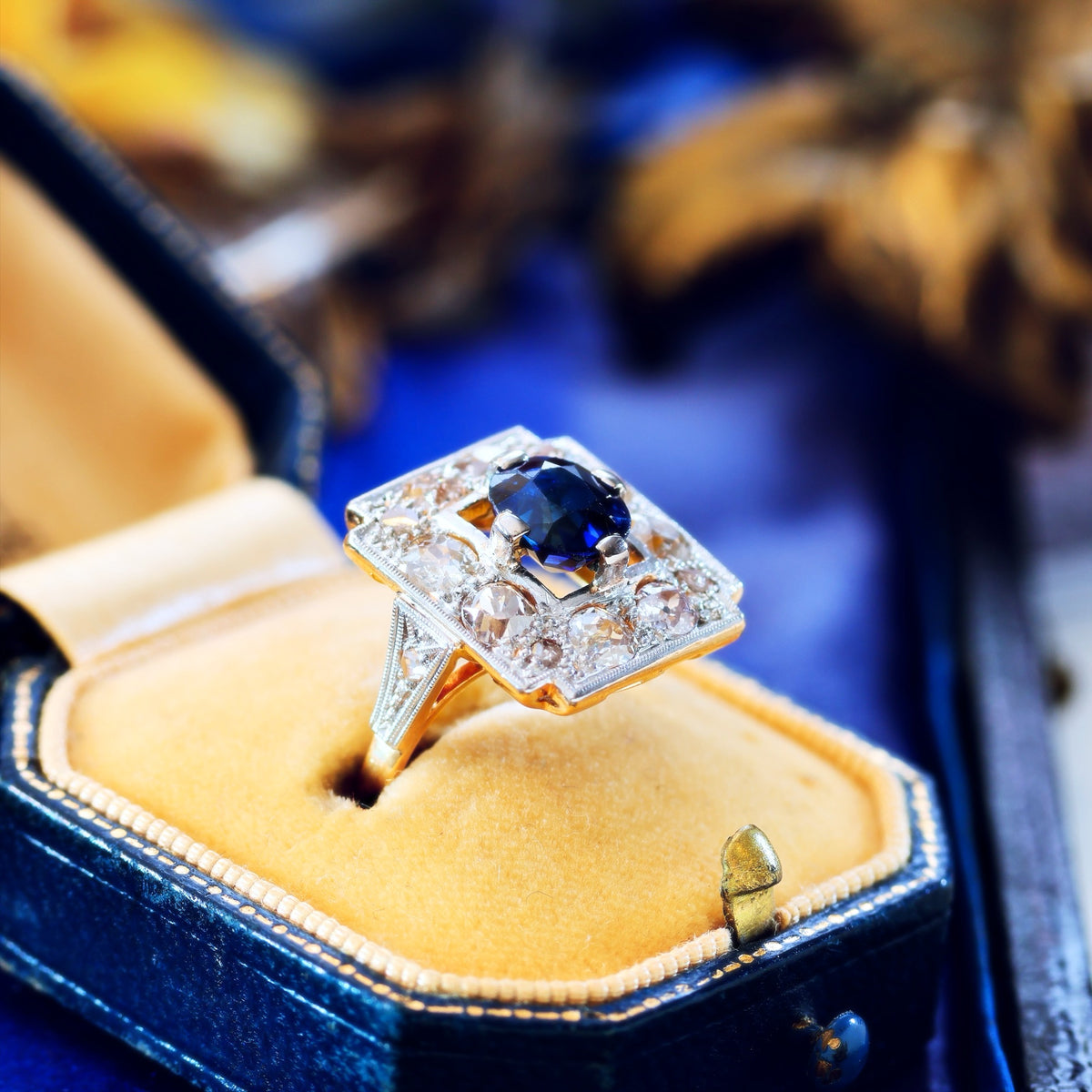 Spectacular Vintage Art Deco Sapphire & Diamond Ring