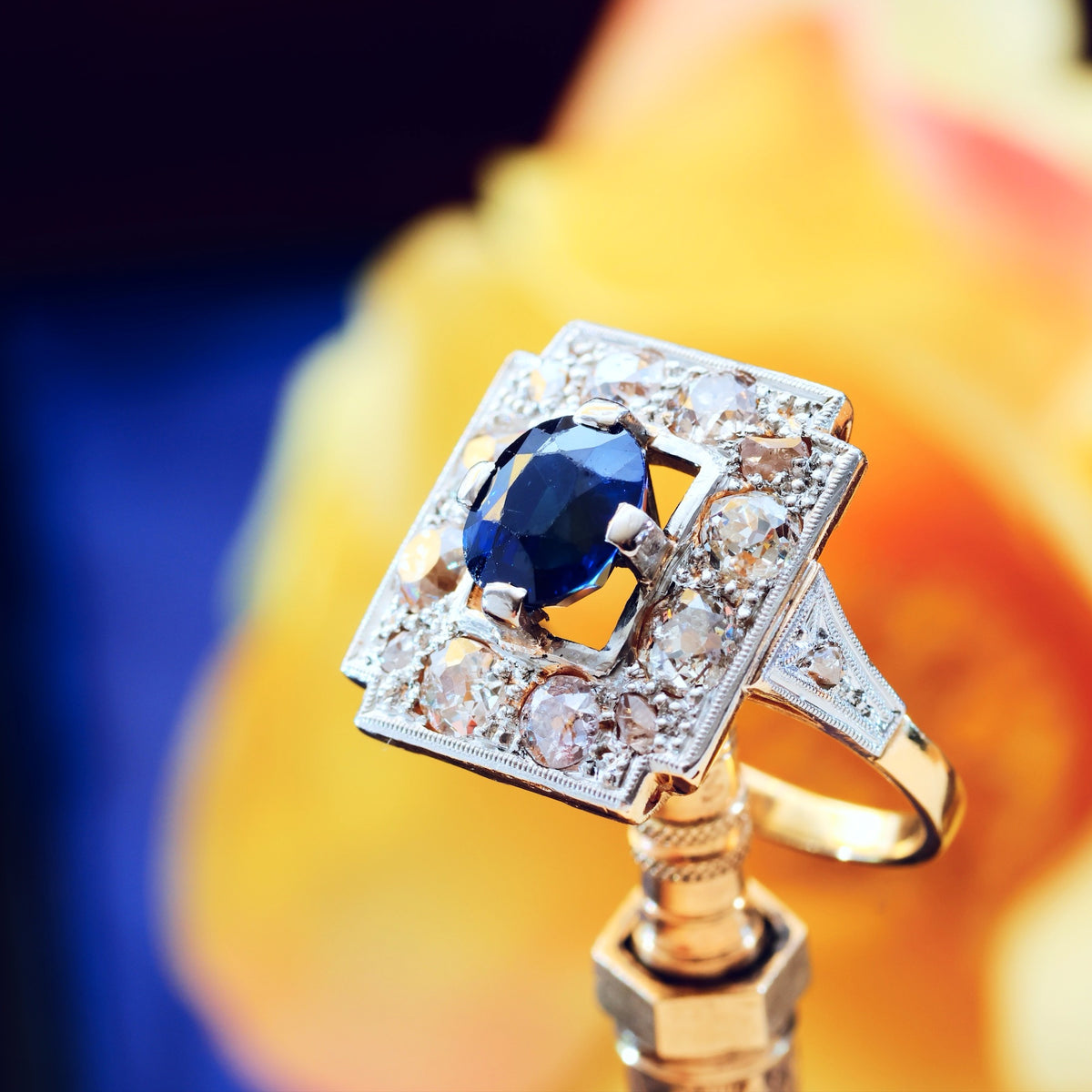 Spectacular Vintage Art Deco Sapphire & Diamond Ring