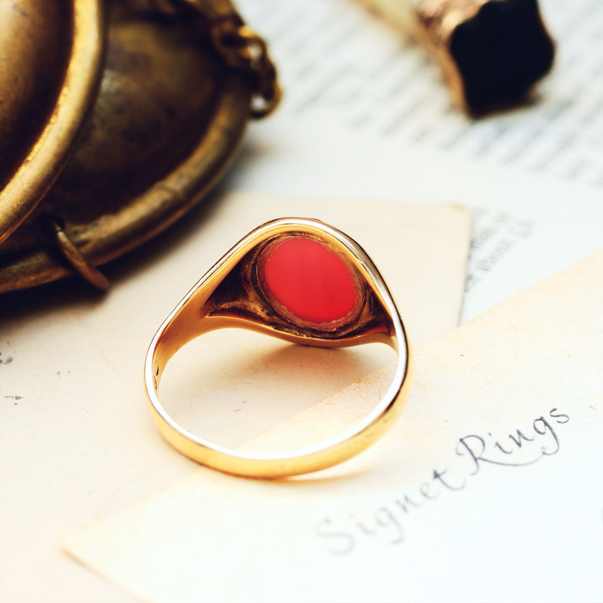 Date 1960 Russet Carnelian Gold Signet Ring