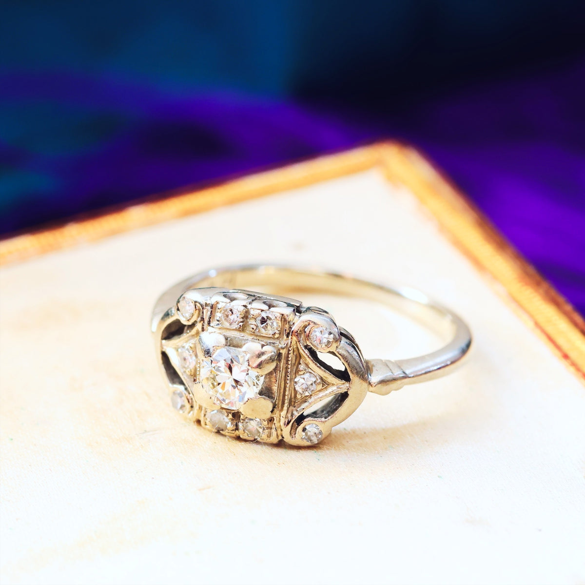 Vintage Art Deco Diamond Cluster Engagement Ring