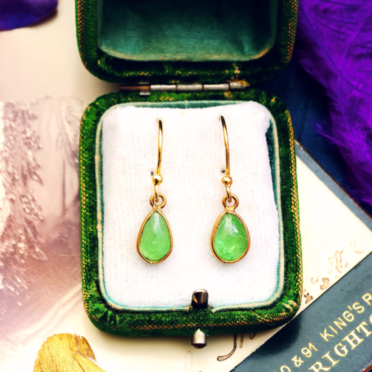 Enchanting Vintage Emerald Drop Earrings