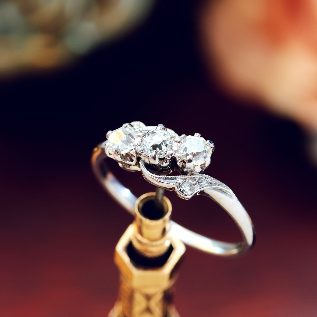 Sensational Vintage Trilogy Diamond Engagement Ring