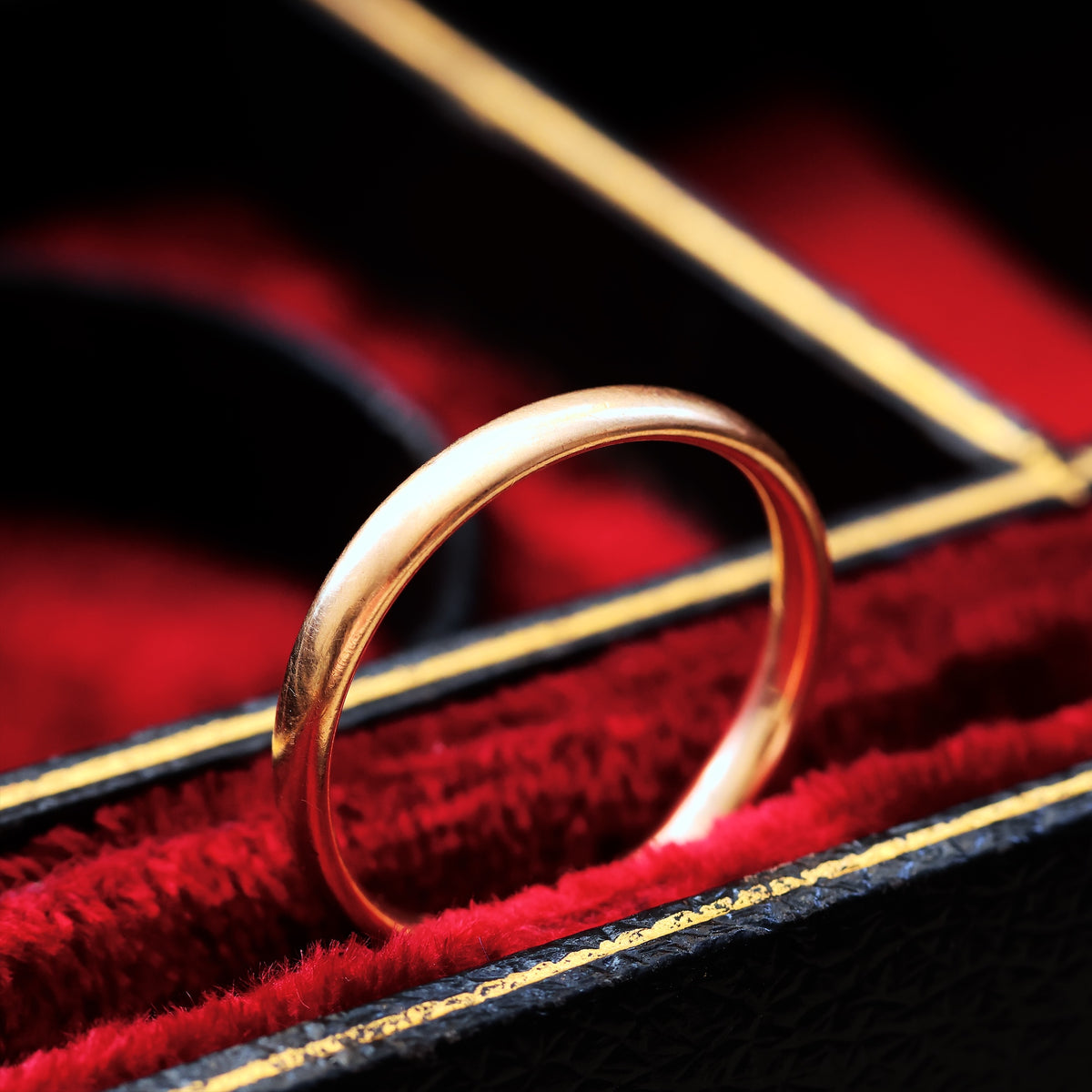 Vintage Date 1932 9ct Gold Wedding Ring