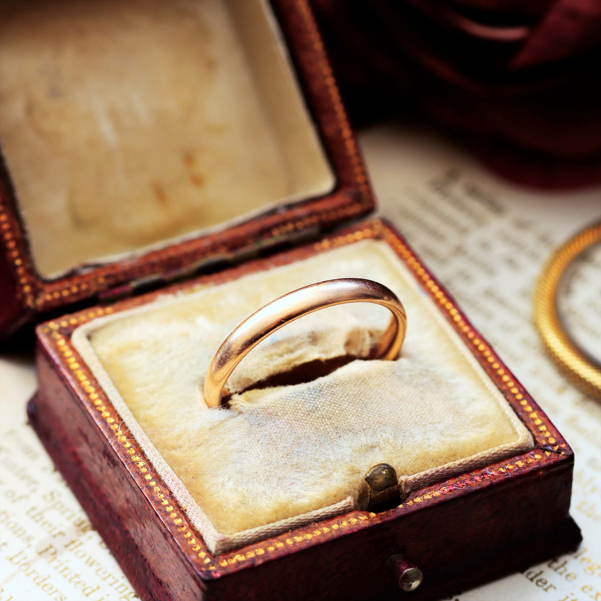Vintage Date 1932 9ct Gold Wedding Ring