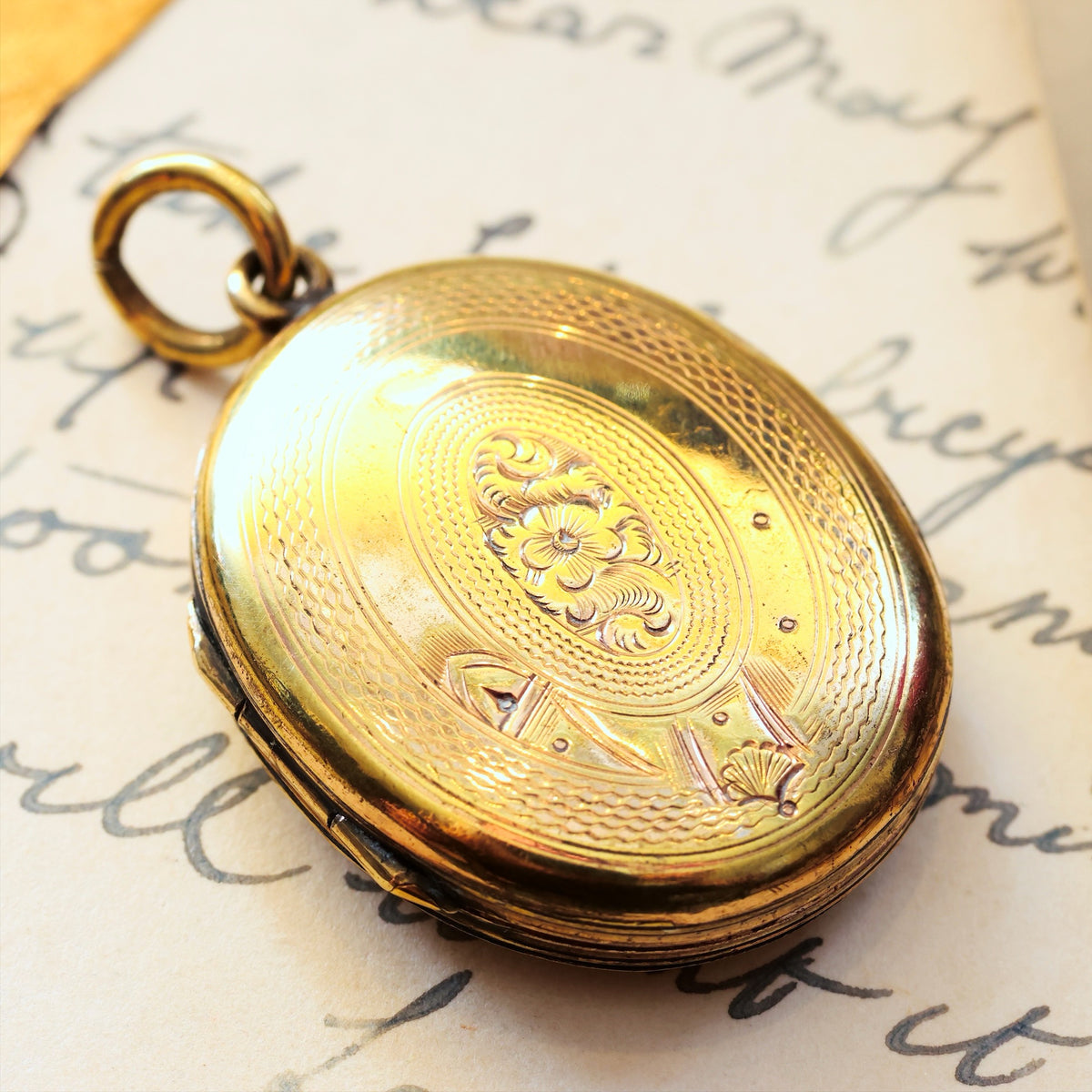 Antique Victorian 'Fidelity' Locket