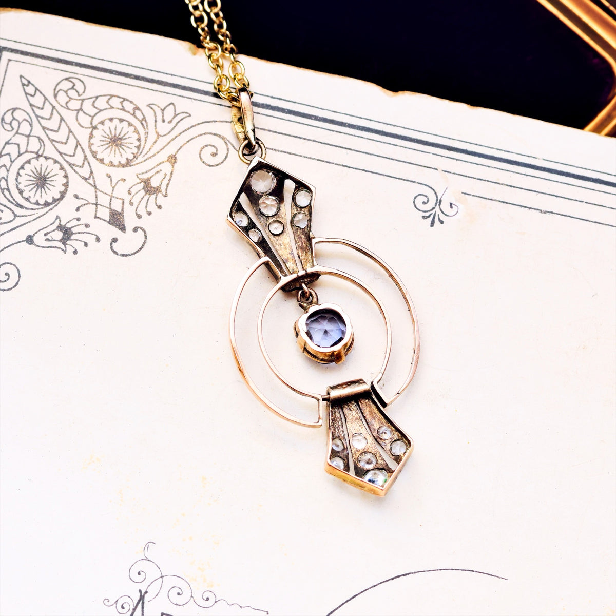 Vintage Art Deco Natural Ceylon Sapphire Pendant