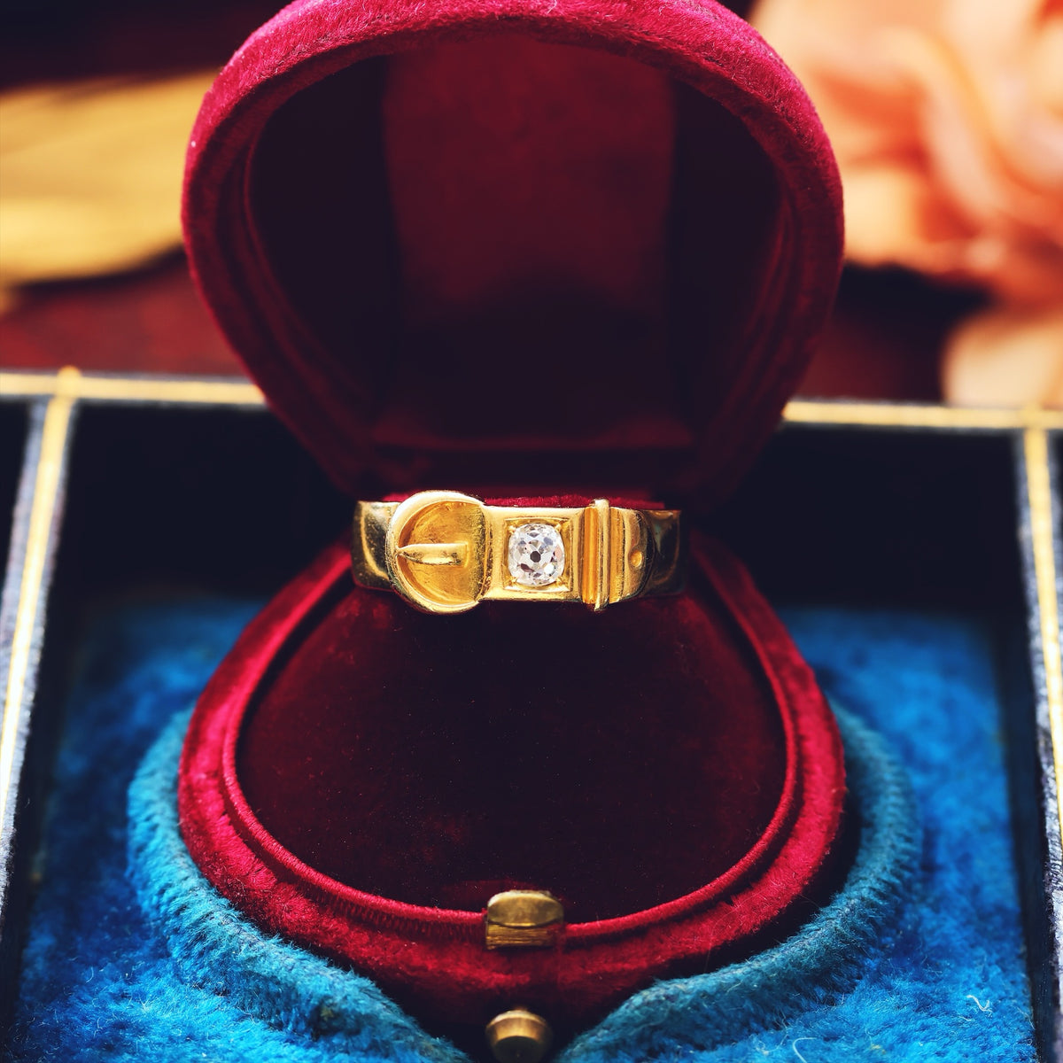 Antique Unisex 18ct Gold Diamond Buckle Ring