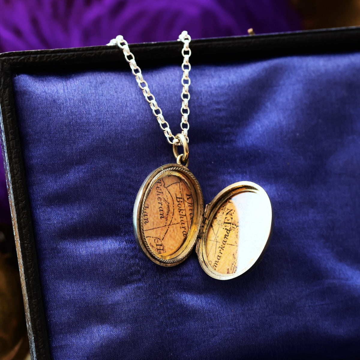Antique Victorian Silver Japonaiserie Locket