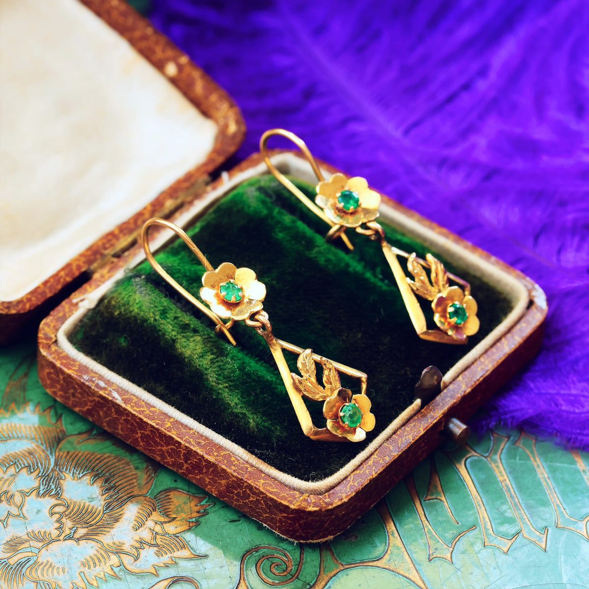 Handmade Vintage 1940's 18ct Gold Emerald Earrings