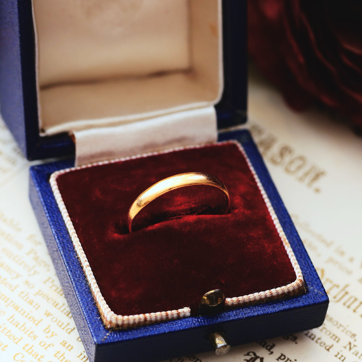 Scarce Date 1868 Victorian 22ct Gold Wedding Ring