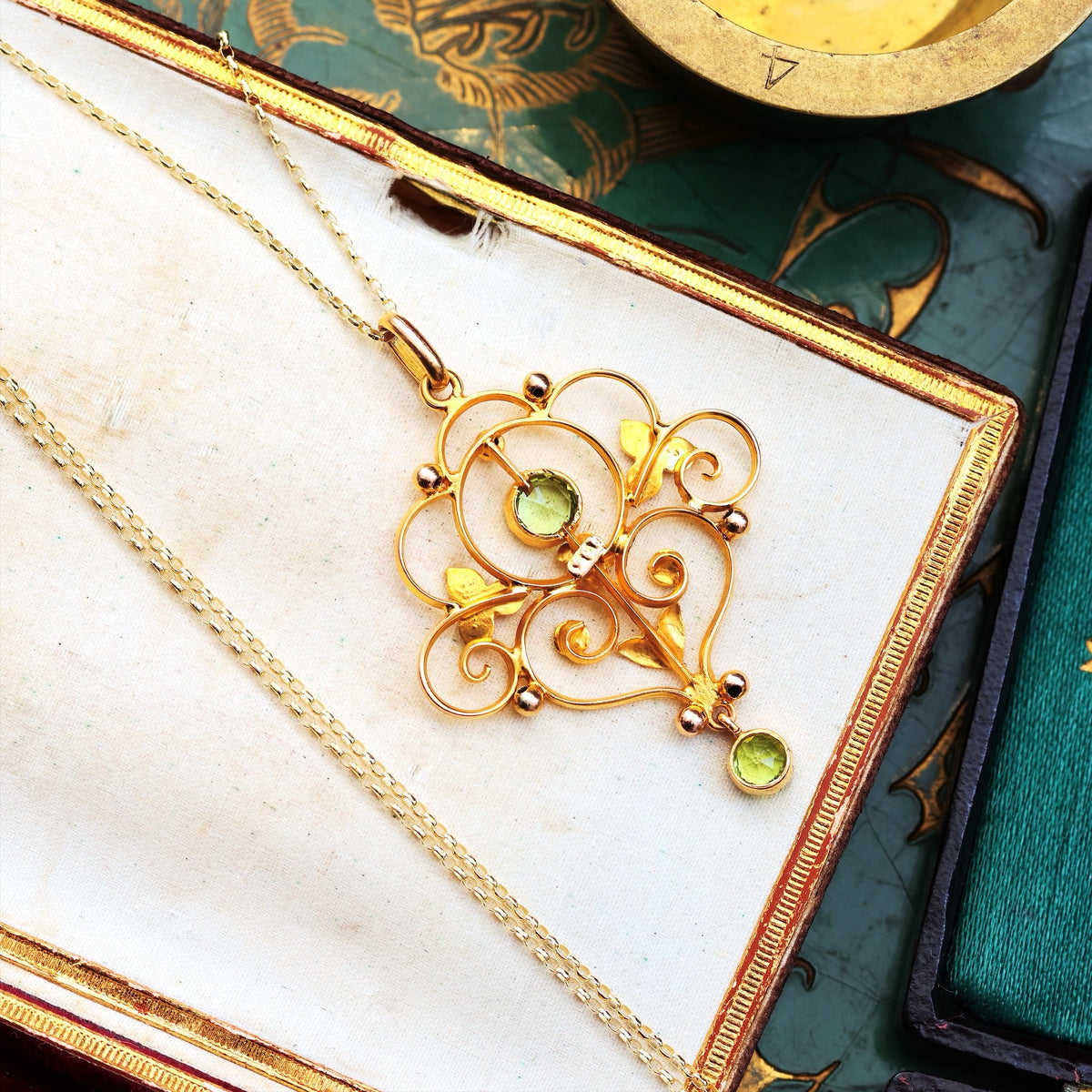 Edwardian Peridot & Seed Pearl Lavaliere Pendant