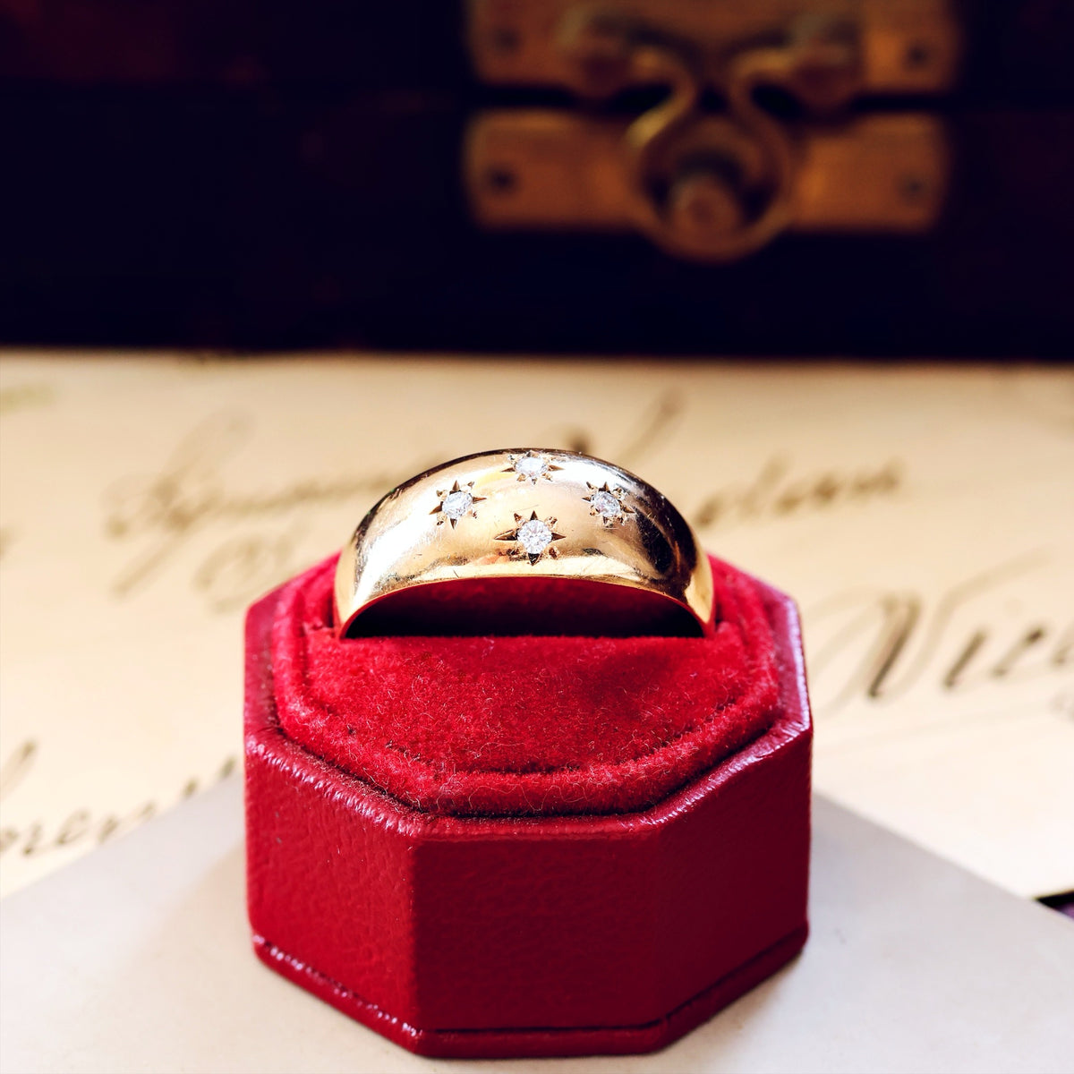 Date 1972 Diamond Stars Gypsy Style Band Ring