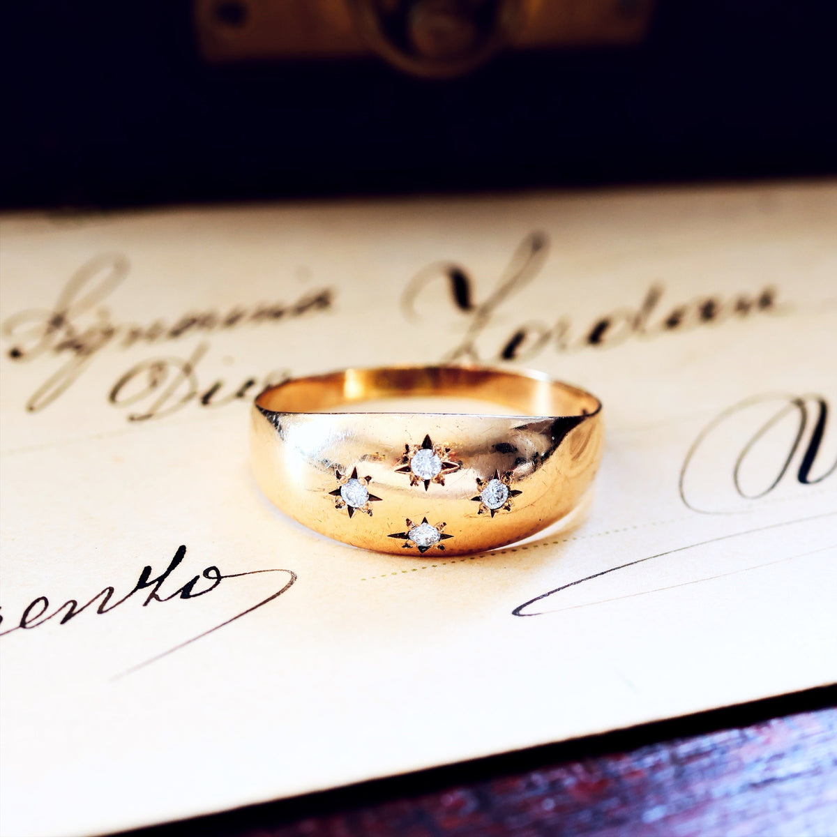 Date 1972 Diamond Stars Gypsy Style Band Ring