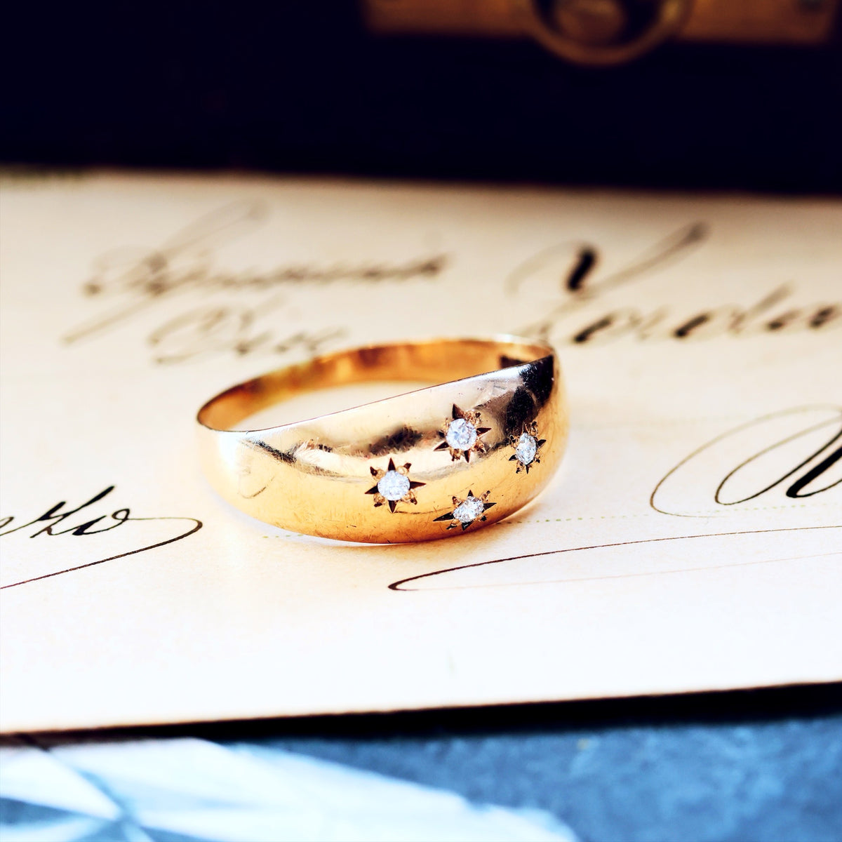 Date 1972 Diamond Stars Gypsy Style Band Ring