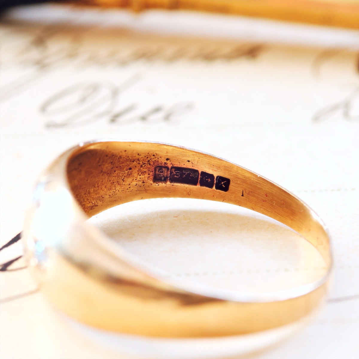 Date 1972 Diamond Stars Gypsy Style Band Ring