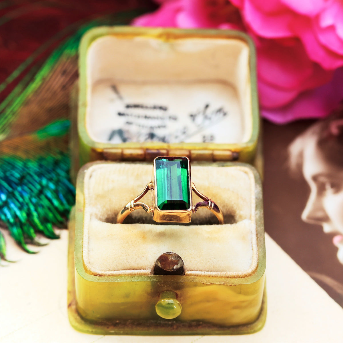 Vintage Date 1987 Green Tourmaline Dress Ring