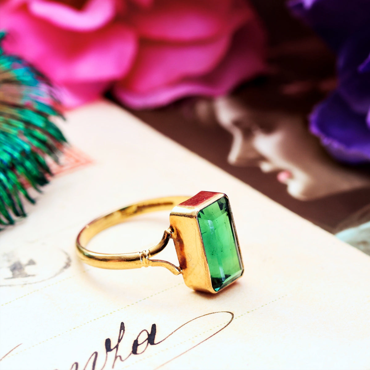 Vintage Date 1987 Green Tourmaline Dress Ring