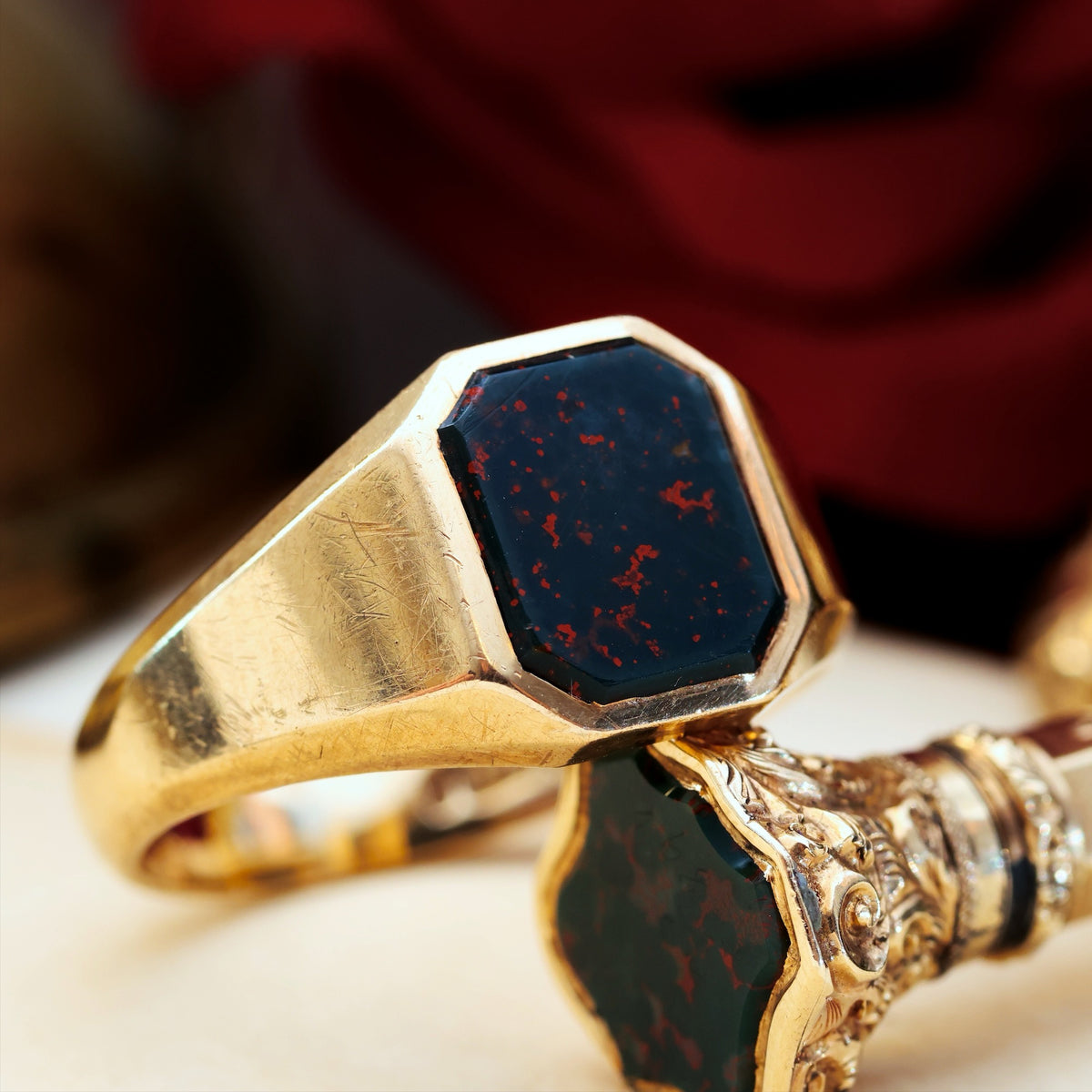 Striking Art Deco Date 1955 Bloodstone Signet Ring