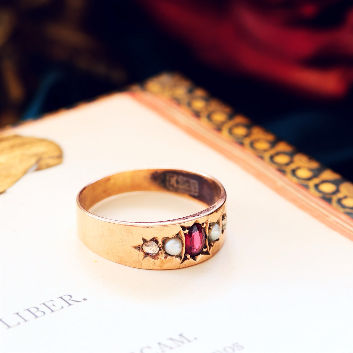 Antique Starset Garnet, Pearl & Diamond Band Ring