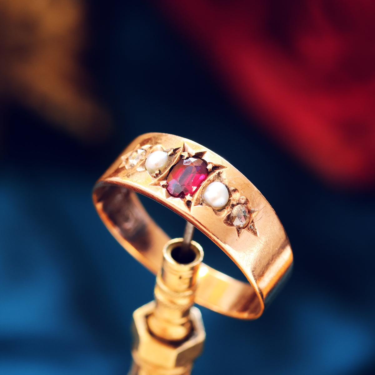 Antique Starset Garnet, Pearl & Diamond Band Ring