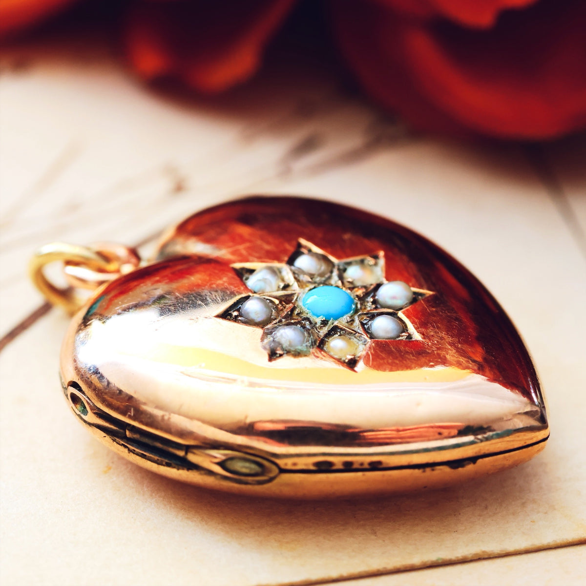 Antique 9ct Gold Forget-me-not Locket