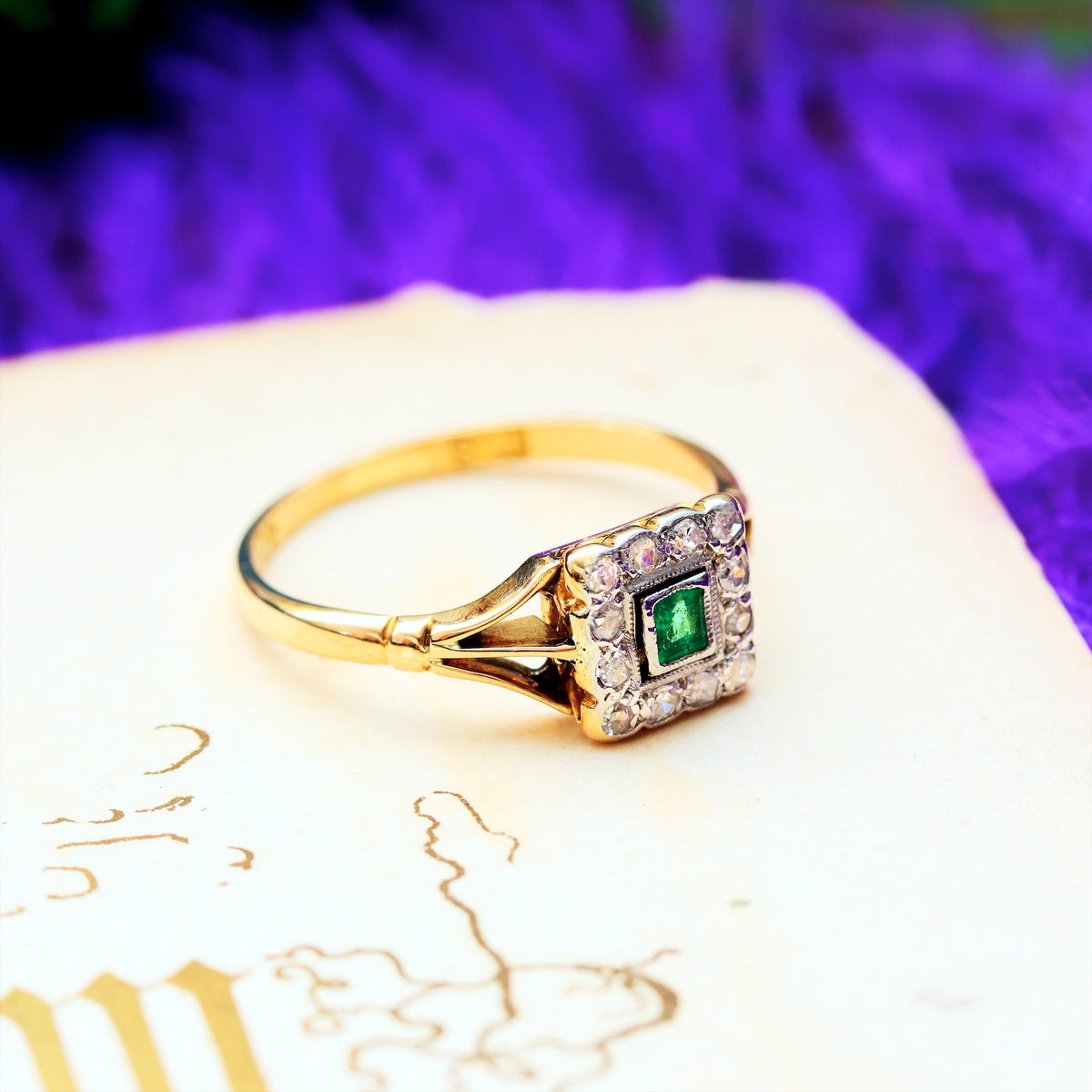Gorgeous Vintage Emerald & Diamond Floral Cluster Ring