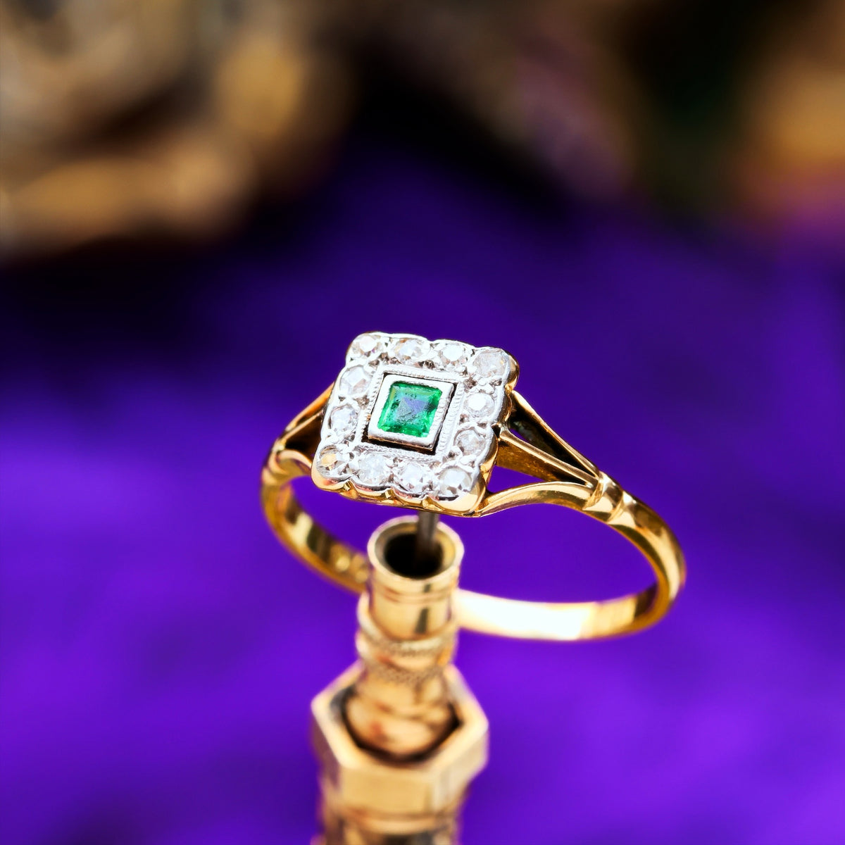 Gorgeous Vintage Emerald & Diamond Floral Cluster Ring