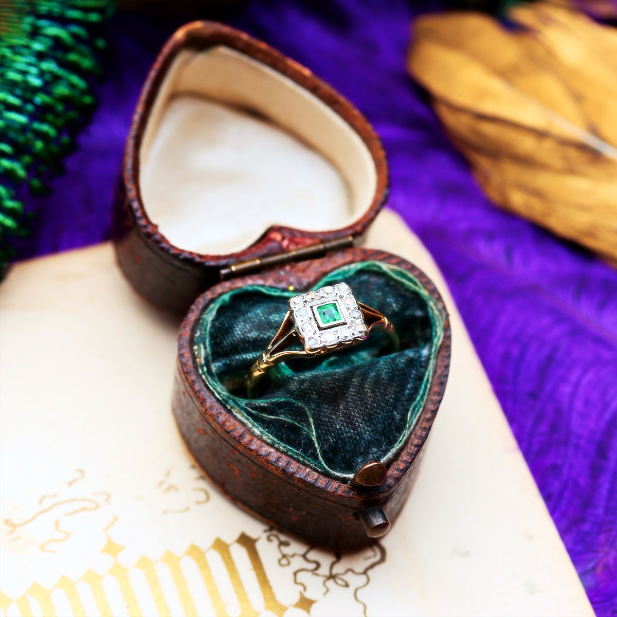 Gorgeous Vintage Emerald & Diamond Floral Cluster Ring
