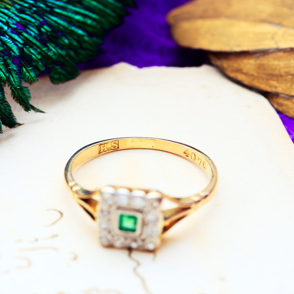 Gorgeous Vintage Emerald & Diamond Floral Cluster Ring