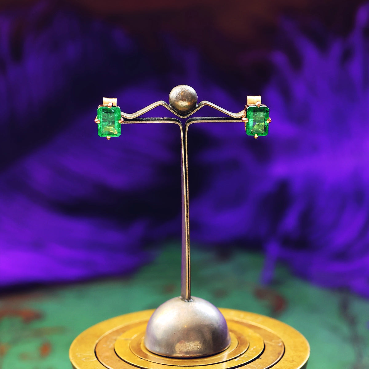 Vibrant Emerald Stud Earrings