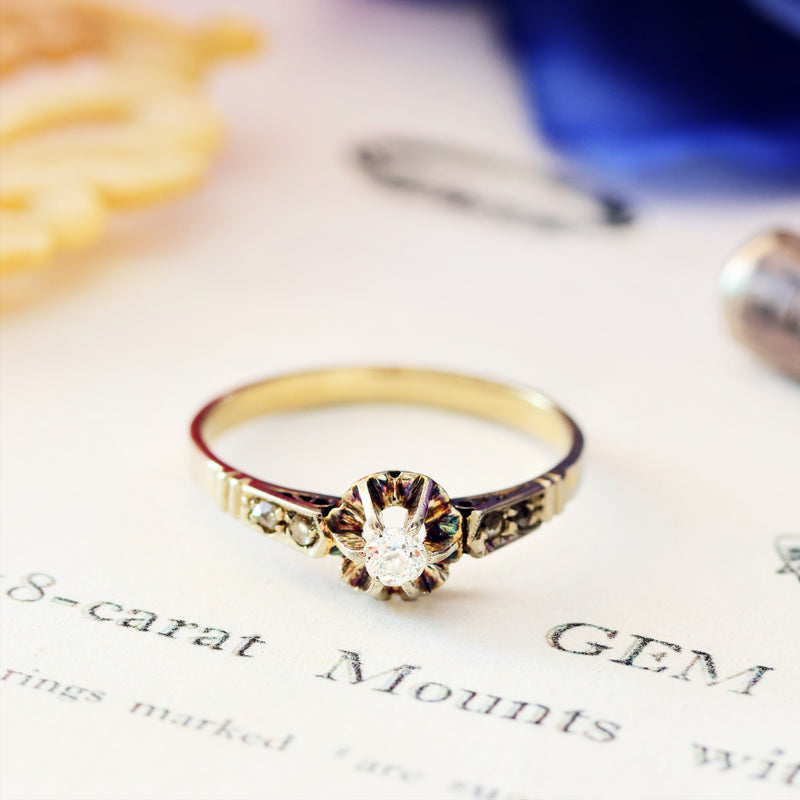 Vintage Art Deco Diamond Engagement Ring