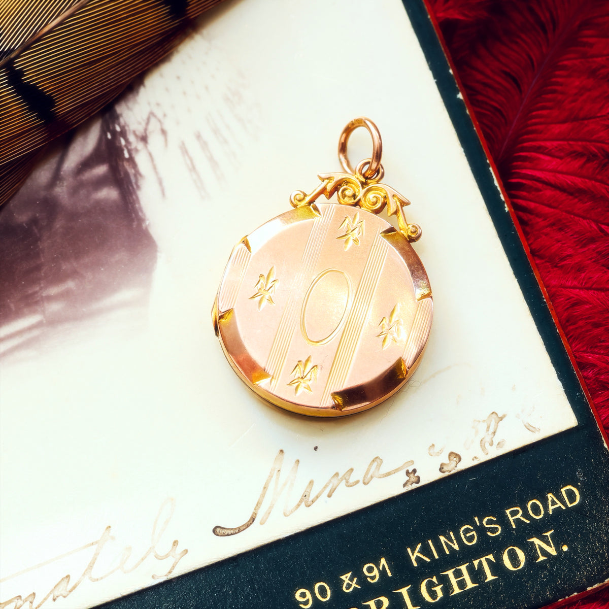 Antique 9ct Gold Fleur de Lys Locket