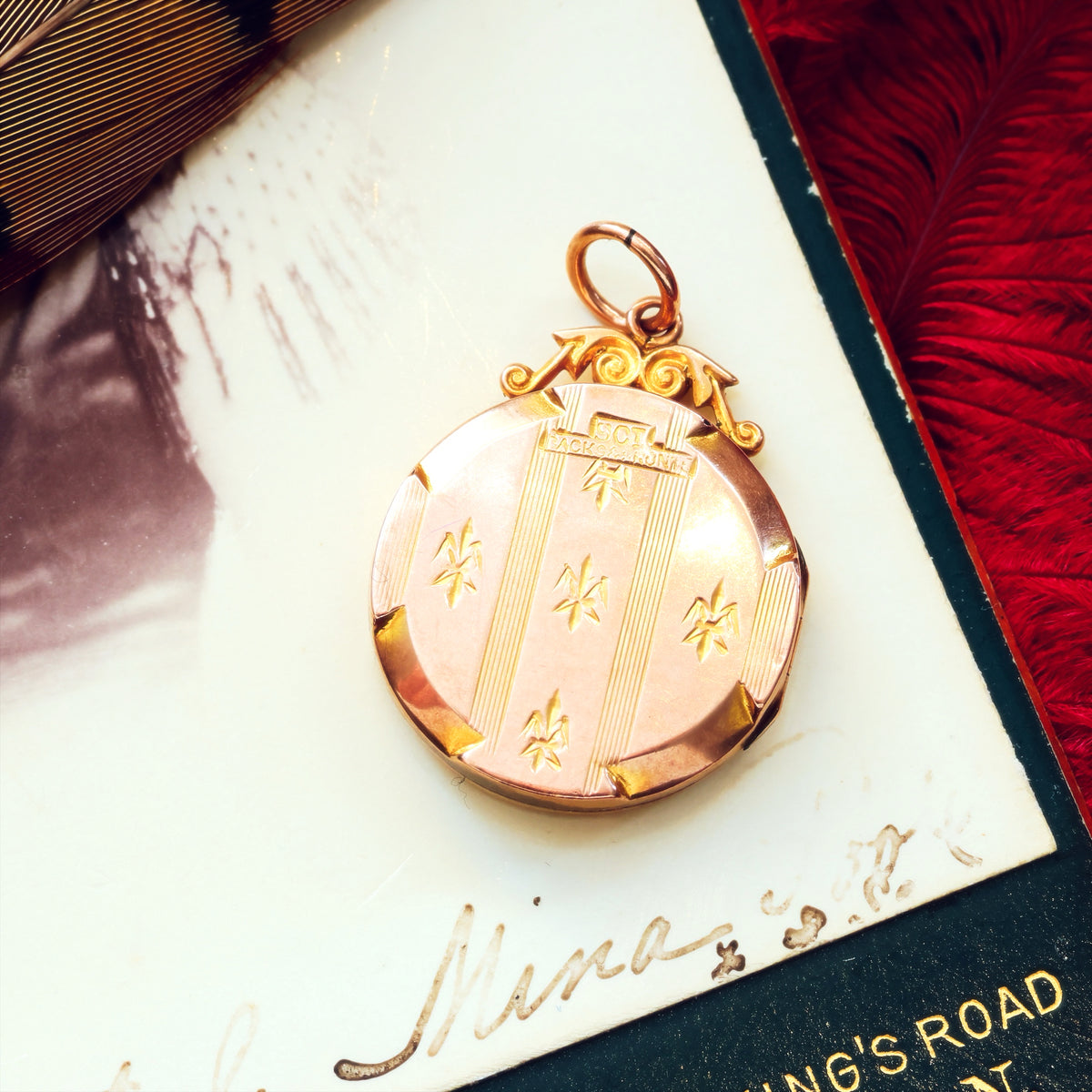 Antique 9ct Gold Fleur de Lys Locket