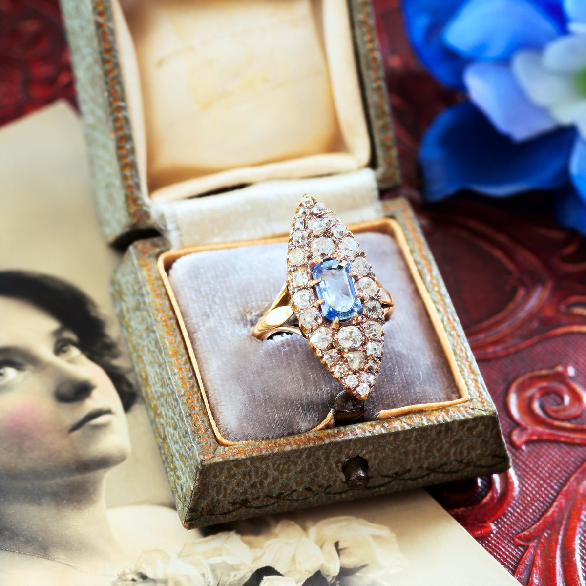 OH My Goodness!! Mesmerising Marvellous Marquise Sapphire & Diamond Ring
