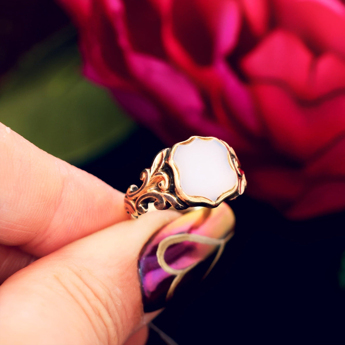 Antique Georgian Chalcedony Shield Signet Ring