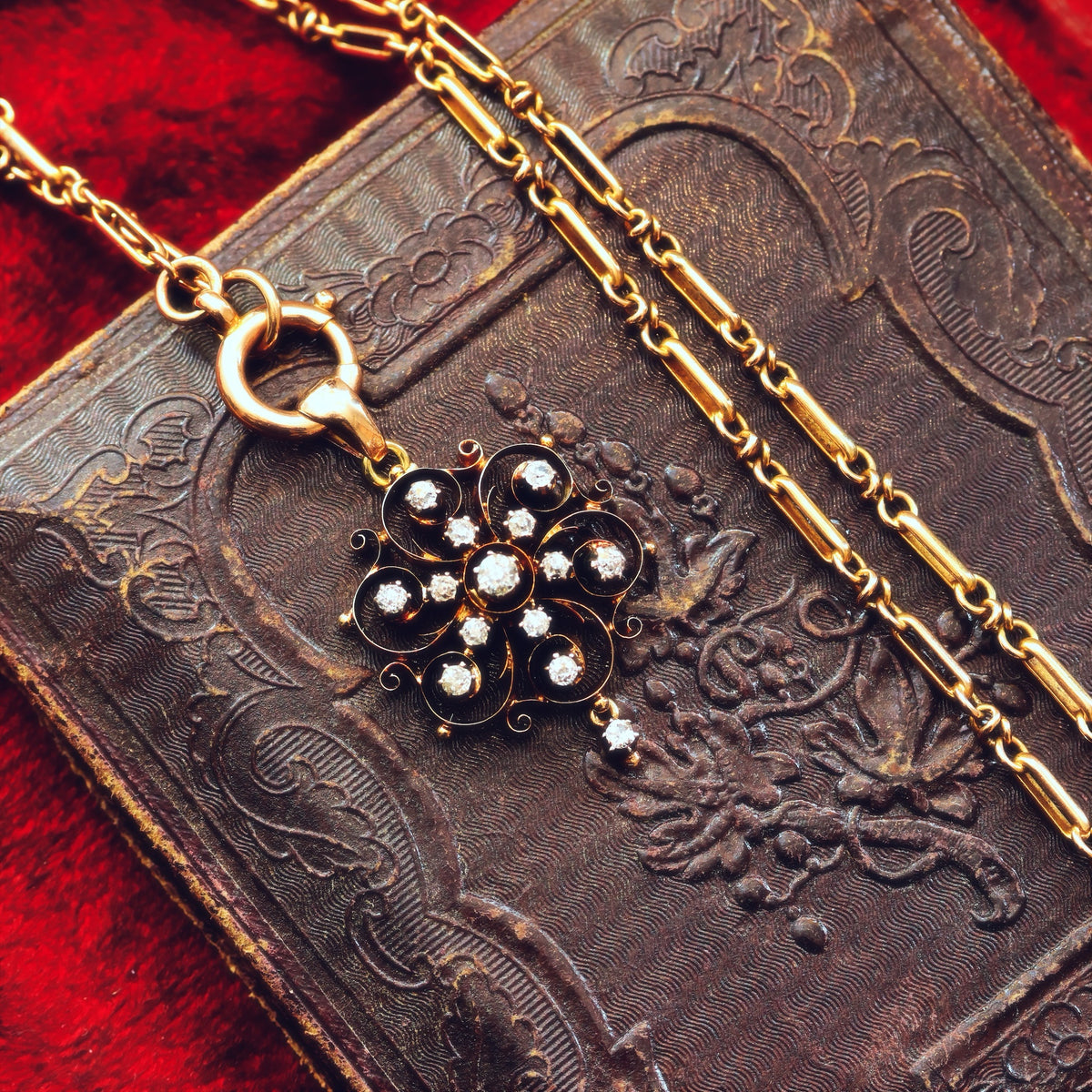Finest Lovely! Antique 15ct Gold Diamond Pendant