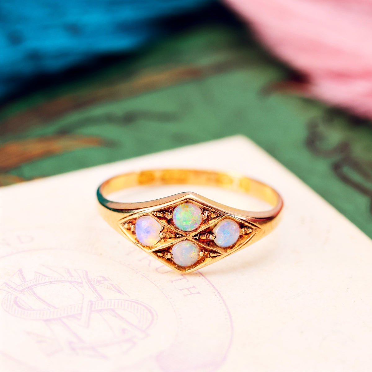 Antique 15ct Gold Opal Ring