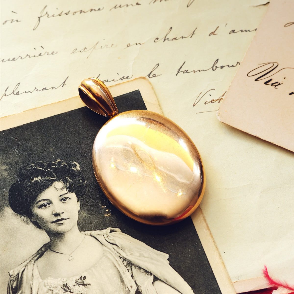 Antique 15ct Gold Victorian Locket