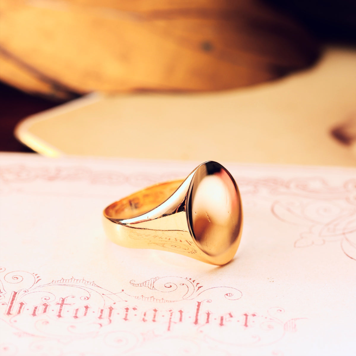 Antique 18ct Gold Gent's Signet Ring
