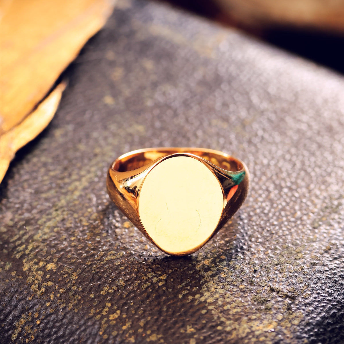 Antique 18ct Gold Gent's Signet Ring